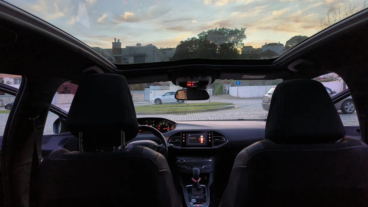 Peugeot 308 GT Line 1.6 eHdi 120 Cavalos Stand Cavaleiro