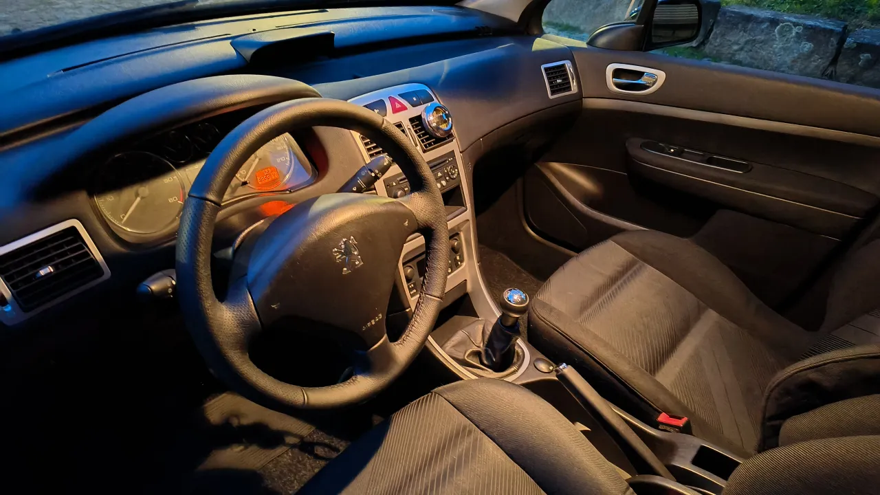 PEUGEOT 307  1.6 HDI Stand Cavaleiro