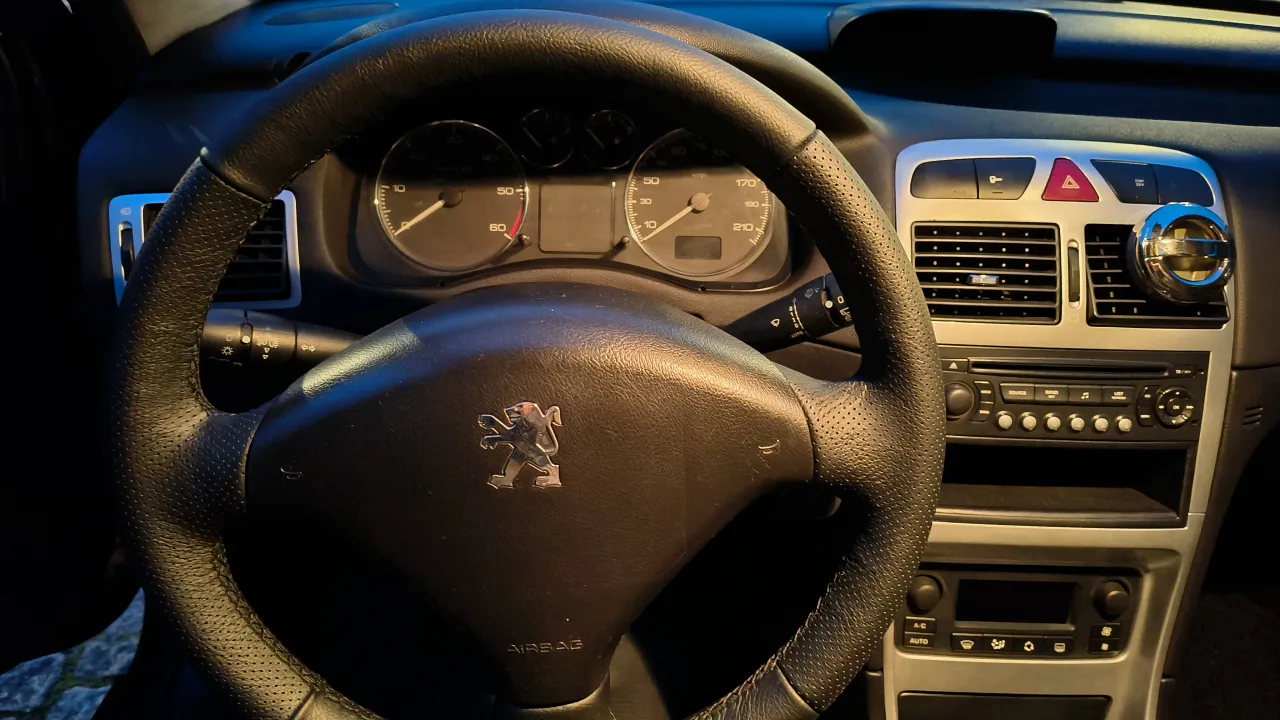 PEUGEOT 307  1.6 HDI Stand Cavaleiro