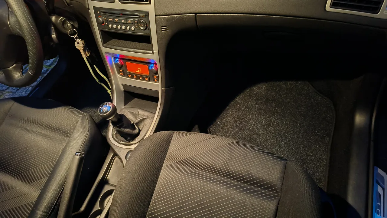 PEUGEOT 307  1.6 HDI Stand Cavaleiro