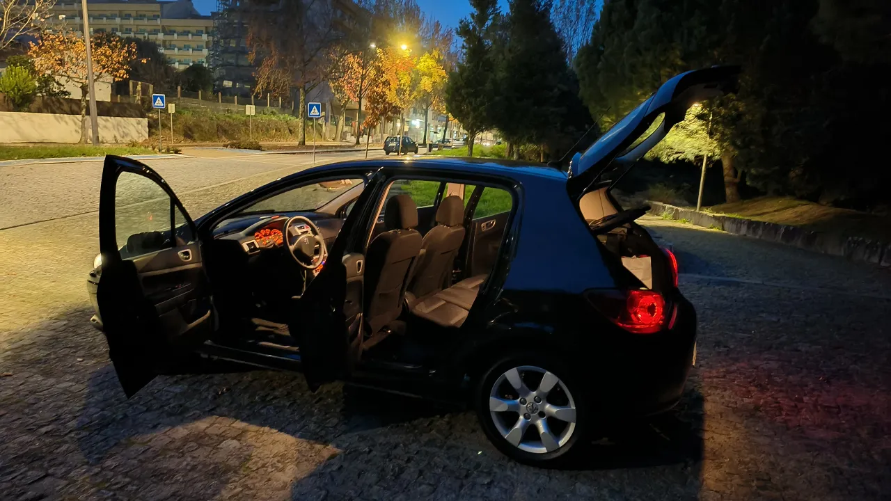 PEUGEOT 307  1.6 HDI Stand Cavaleiro