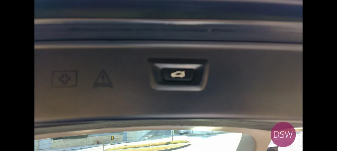 BMW 520D TOURING CAIXA MANUAL  184 CV Stand Cavaleiro