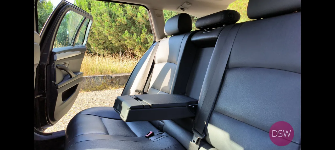 BMW 520D TOURING CAIXA MANUAL  184 CV Stand Cavaleiro