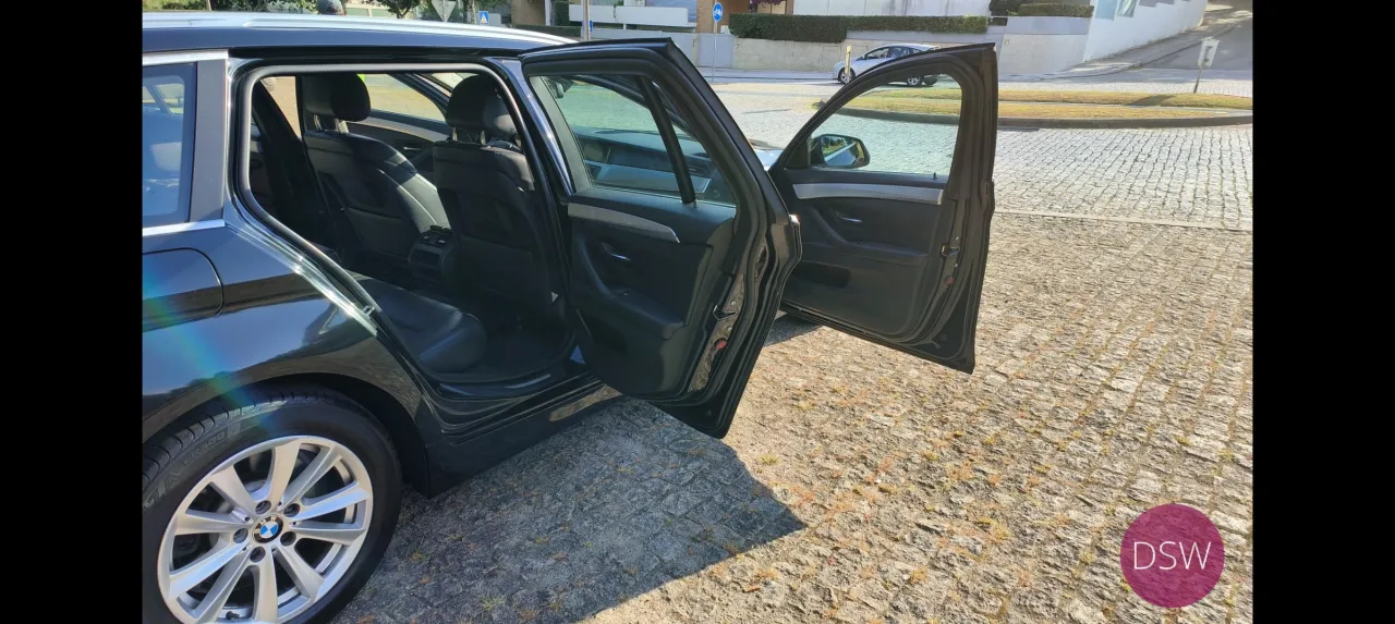 BMW 520D TOURING CAIXA MANUAL  184 CV Stand Cavaleiro