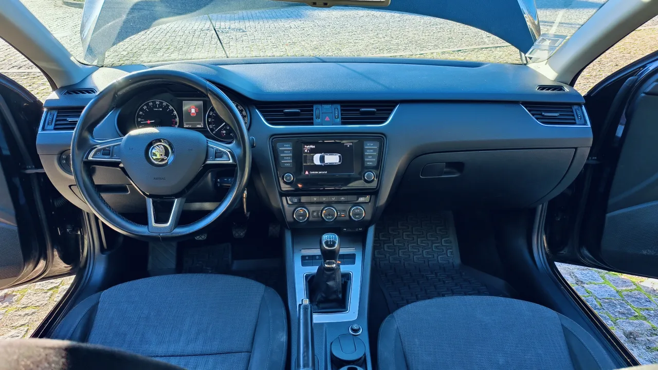 Skoda Octavia Stand Cavaleiro