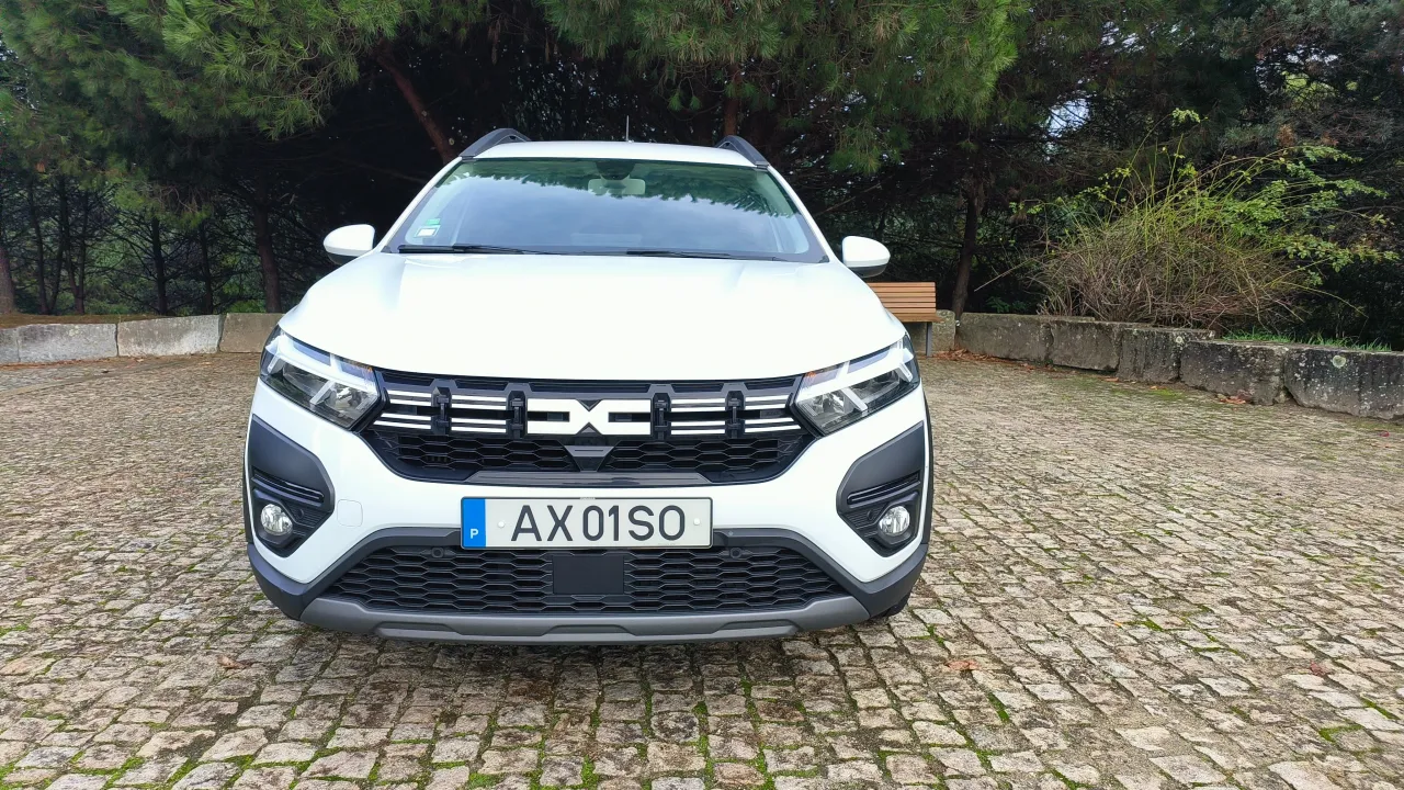 Dacia Jogger Bifuel 1.0 7-Lugares Stand Cavaleiro