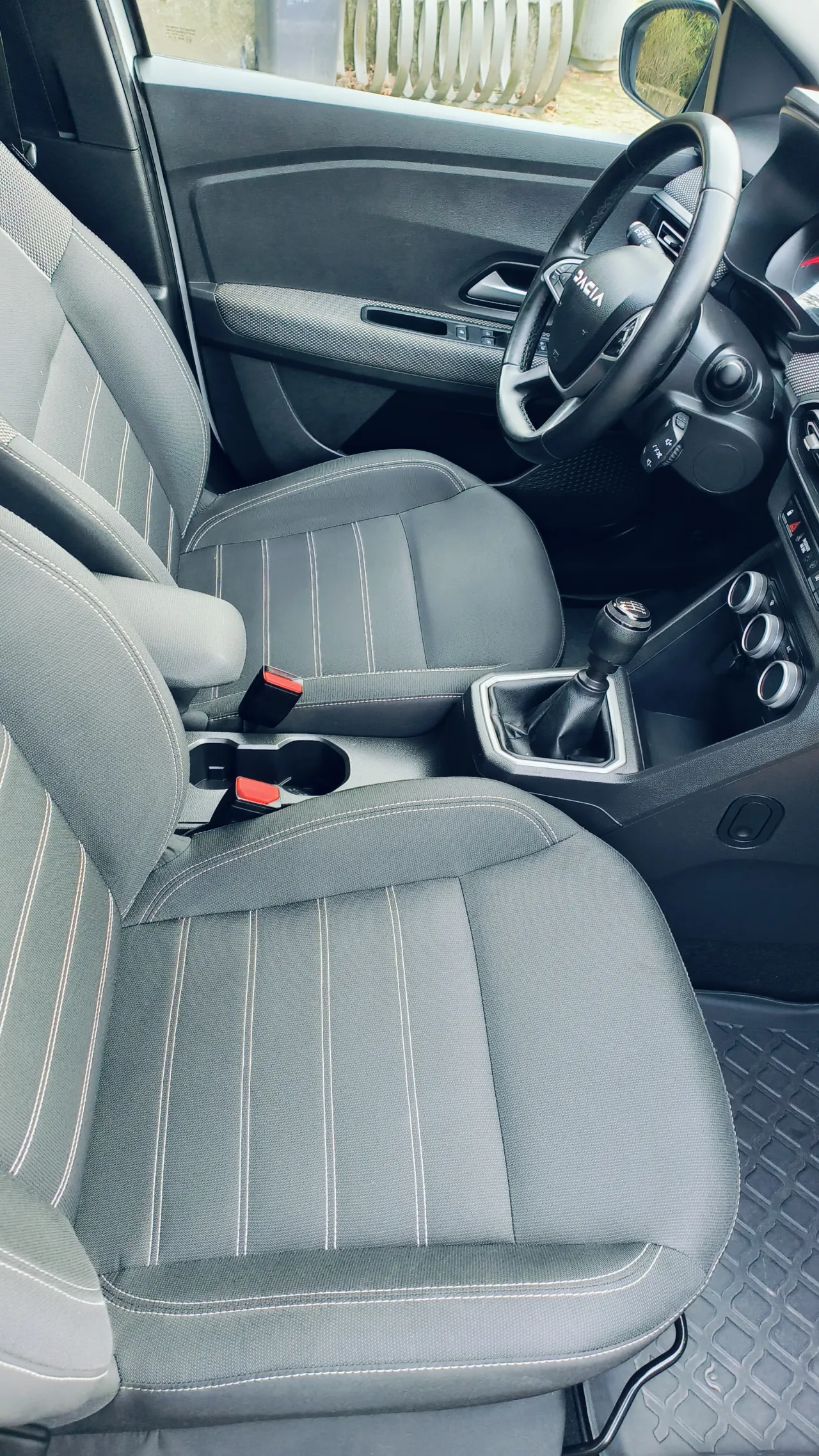 Dacia Jogger Bifuel 1.0 7-Lugares Stand Cavaleiro