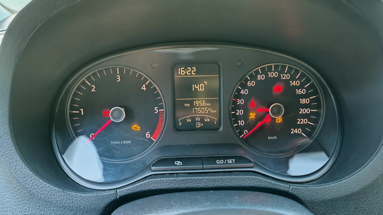 Vw Polo 1.6 TDI BLUEMOTION Stand Cavaleiro