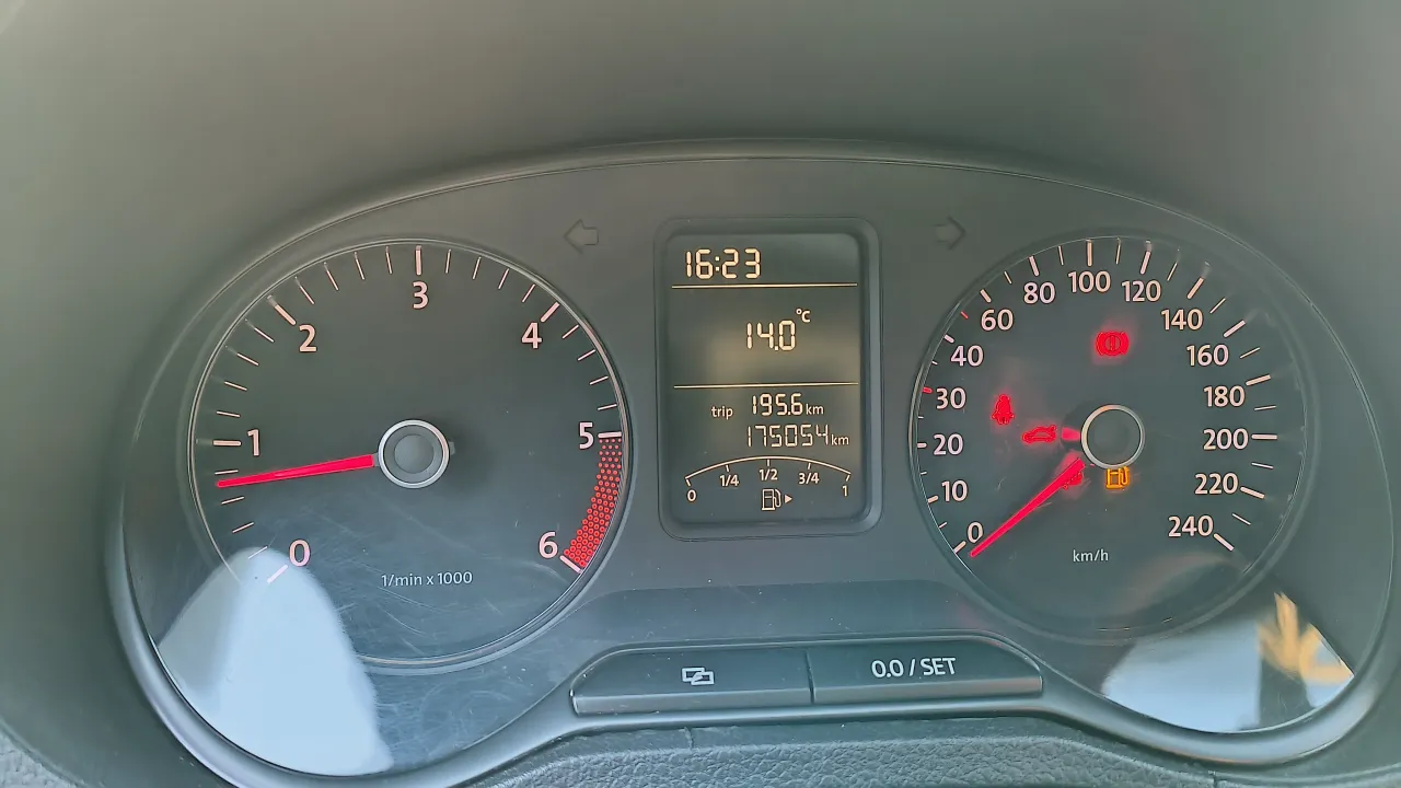 Vw Polo 1.6 TDI BLUEMOTION Stand Cavaleiro